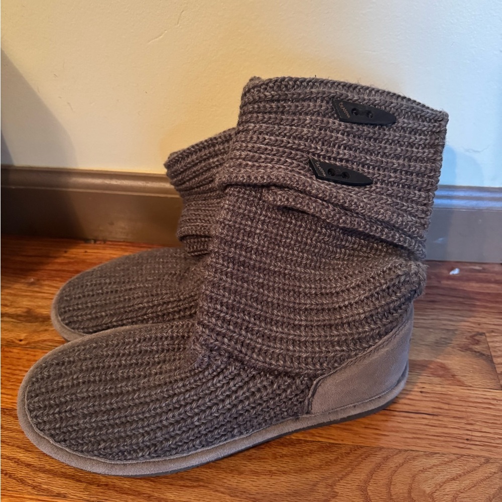 BearPaw knit boots EUC!